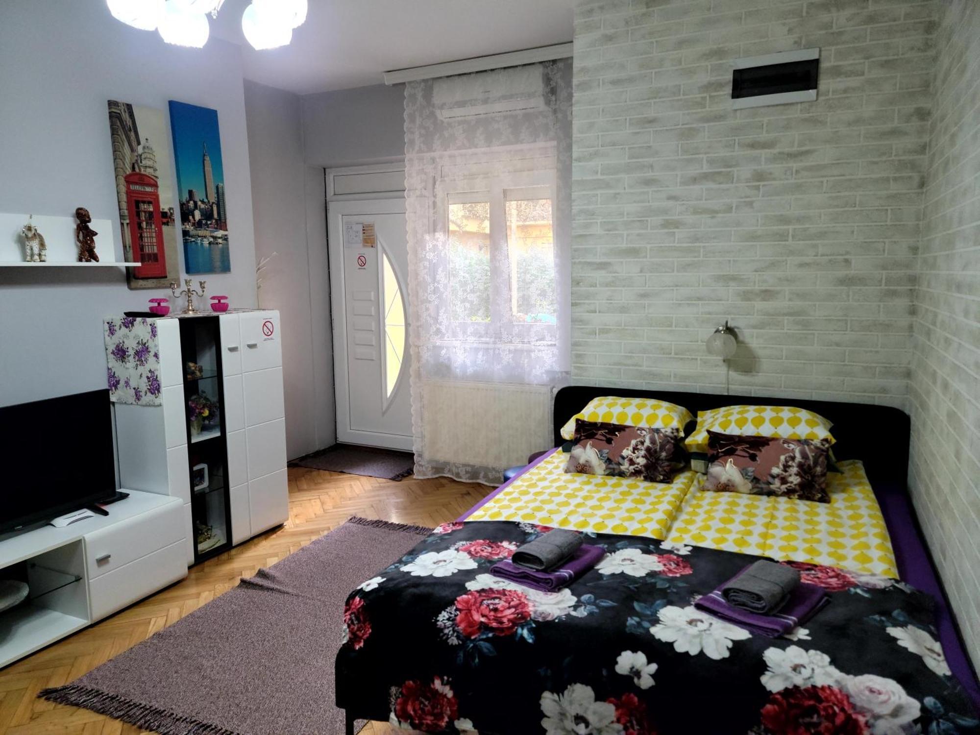 Apartman "Garden" With Underground Parking Novi Sad Exteriér fotografie